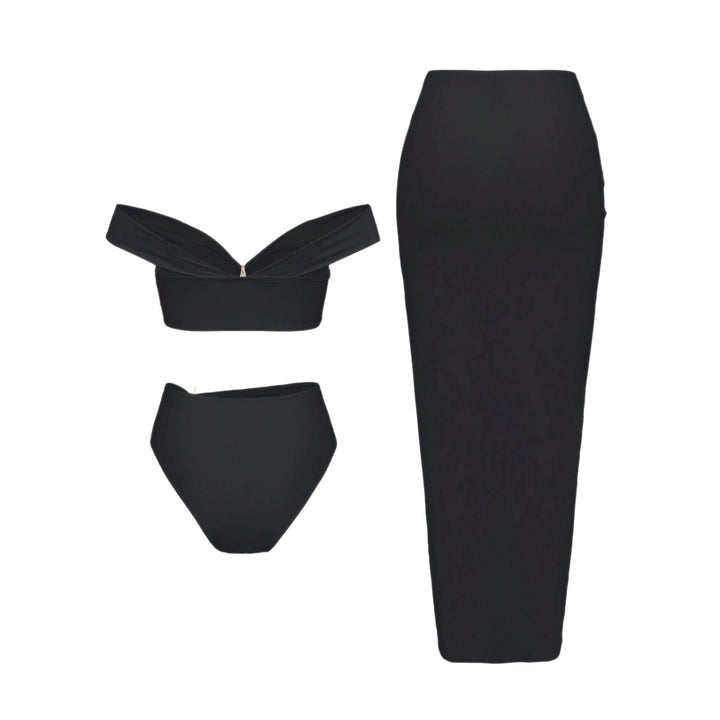 Damen Bikiniset mit Wickelrock und eleganten Schmuckdetails Echo Archiv