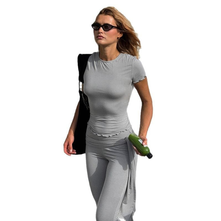 Damen lässiges Freizeit-Set mit leichtem T-Shirt und hochwertigen Flared-Hosen Echo Archiv
