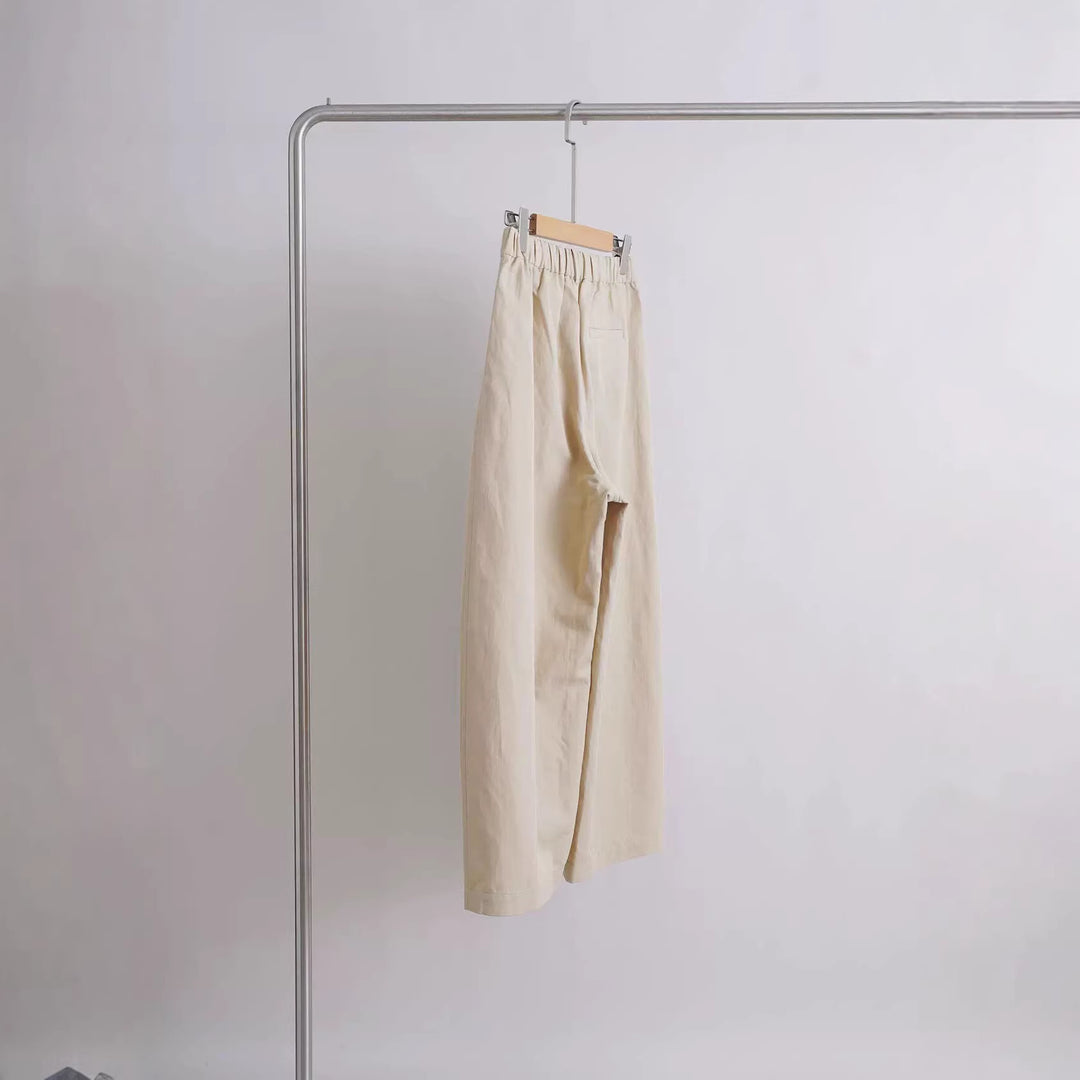 Damen Bequeme und lässige weit geschnittene Stoffhose Echoarchiv