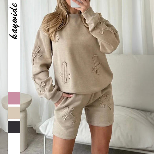 Damen lässiges Sweatshirt- und Short-Set mit dekorativen Schleifen-Applikationen, hohem Rundhalsausschnitt und Tunnelzugbund – Avérine