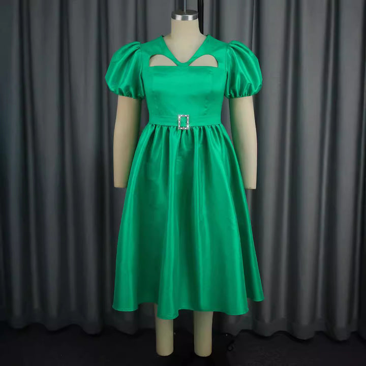 Damen Abendkleid mit modischen Puffärmeln und einzigartigem Cut-Out-Design Echo Archiv