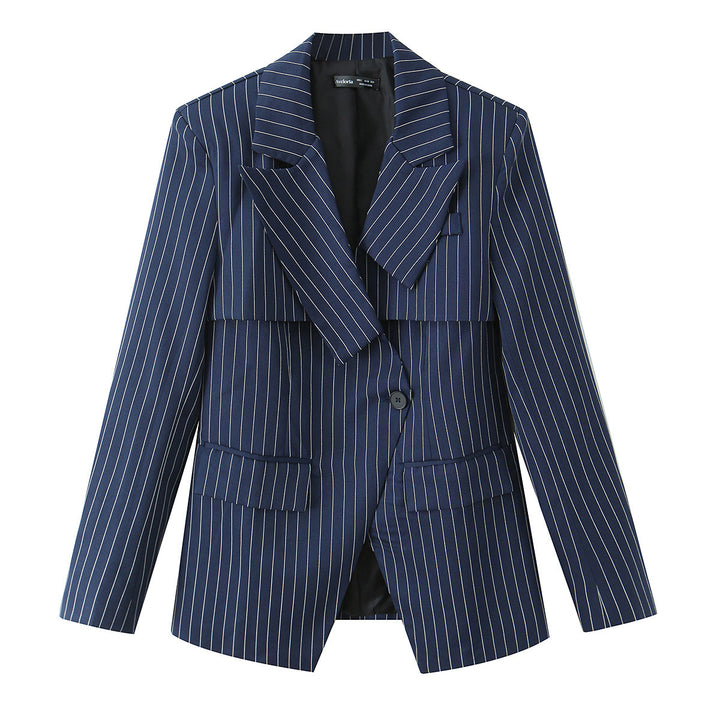 Damen Taillierter Nadelstreifen-Blazer mit asymmetrischem Revers und Pattentaschen Echo Archiv