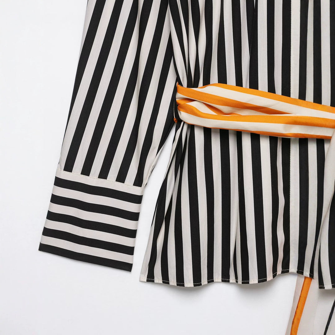 Damen Hemdblusen‑Kleid mit vertikalen Streifen und markantem Schleifengürtel Echo Archiv