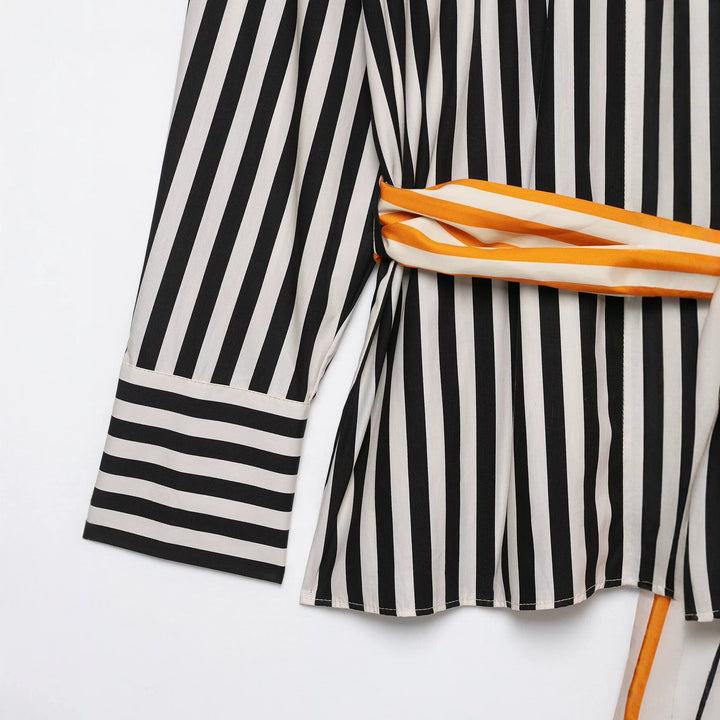 Damen Hemdblusen‑Kleid mit vertikalen Streifen und markantem Schleifengürtel Echo Archiv