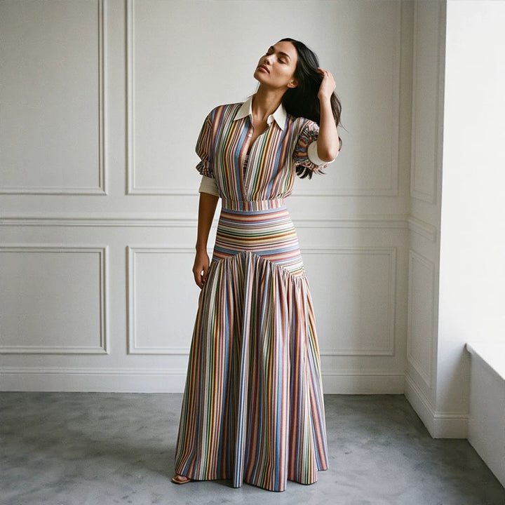 Damen Maxikleid mit Hemdkragen, tailliertem Bund & mehrlagigem Stufenrock Echoarchiv