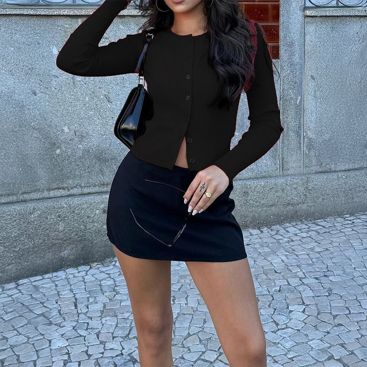 Damen nan kurze gerippte Knopfstrickjacke mit Rundhalsausschnitt, taillierter Passform und Stretchanteil Echo Archiv