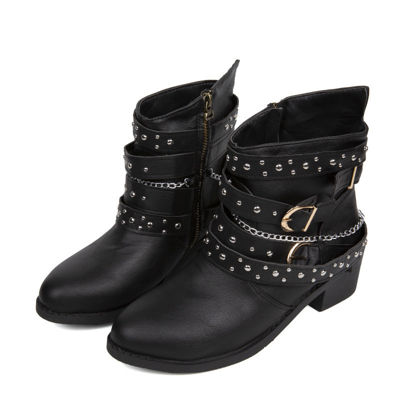 Damen nan knöchelhohe Biker-Stiefelette mit Nietenriemen, Ketten- und Dornschließen-Details Echo Archiv