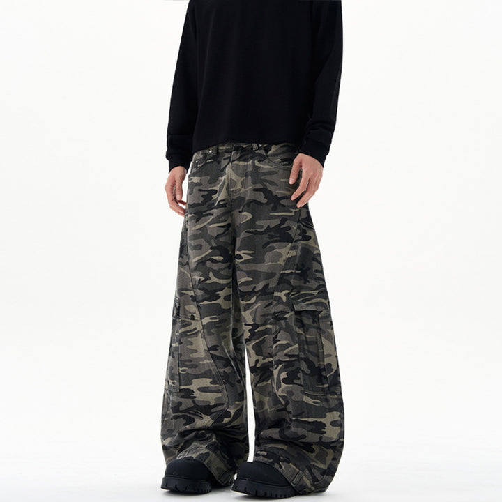 Herren Extraweite Camouflage-Cargohose im Baggy‑Cut mit tiefem Schritt Echo Archiv