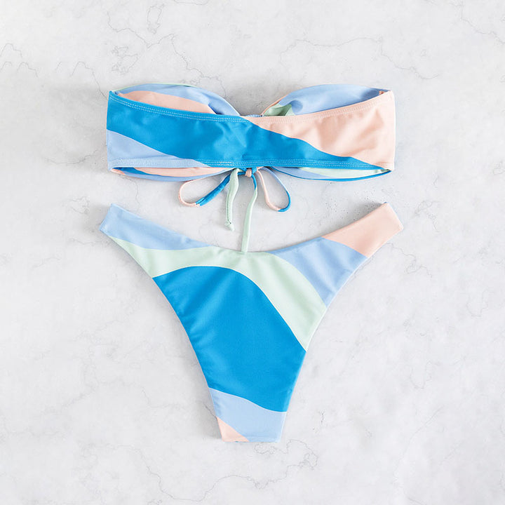 Damen Bandeau-Bikini mit verspieltem Schnitt Echo Archiv