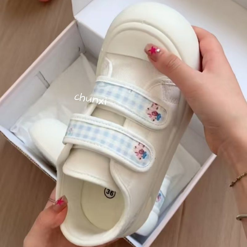 Damen Sneaker mit praktischem Klettverschluss und floralem Design Echo Archiv