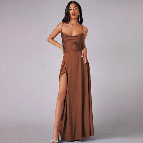 Damen Elegantes Abendkleid mit schulterfreiem Design und hohem Schlitz Echo Archiv