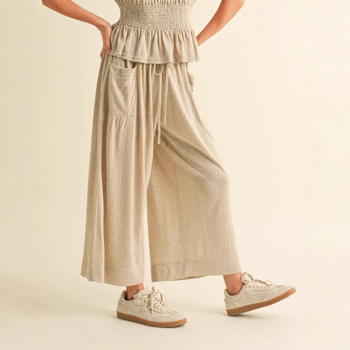 Damen weite Culotte-Jerseyhose mit Smockbund und Eingrifftaschen – Avérine