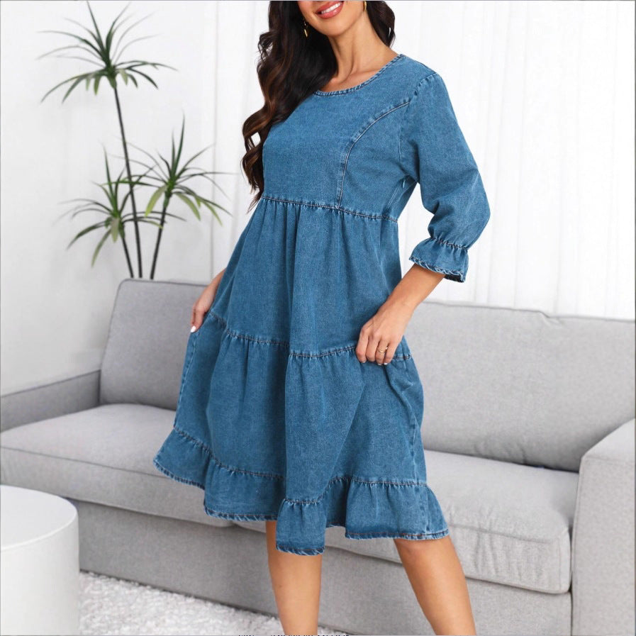 Damen Stufenvolant-Denim-Midikleid mit halblangen Ärmeln und geraffter Empire-Taille Echo Archiv