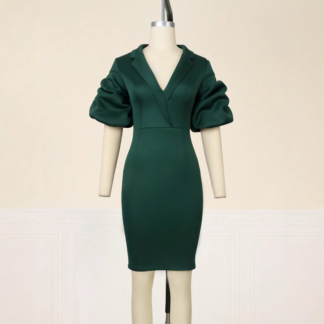 Damen figurbetontes Kleid mit eleganten Puffärmeln Echo Archiv