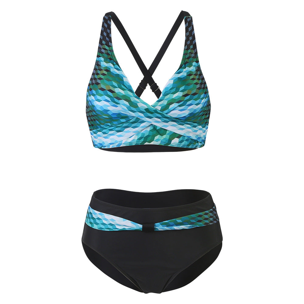 Damen Sportliches Bikini-Set mit trendigem Schnitt und modernem Grafikdesign Echo Archiv