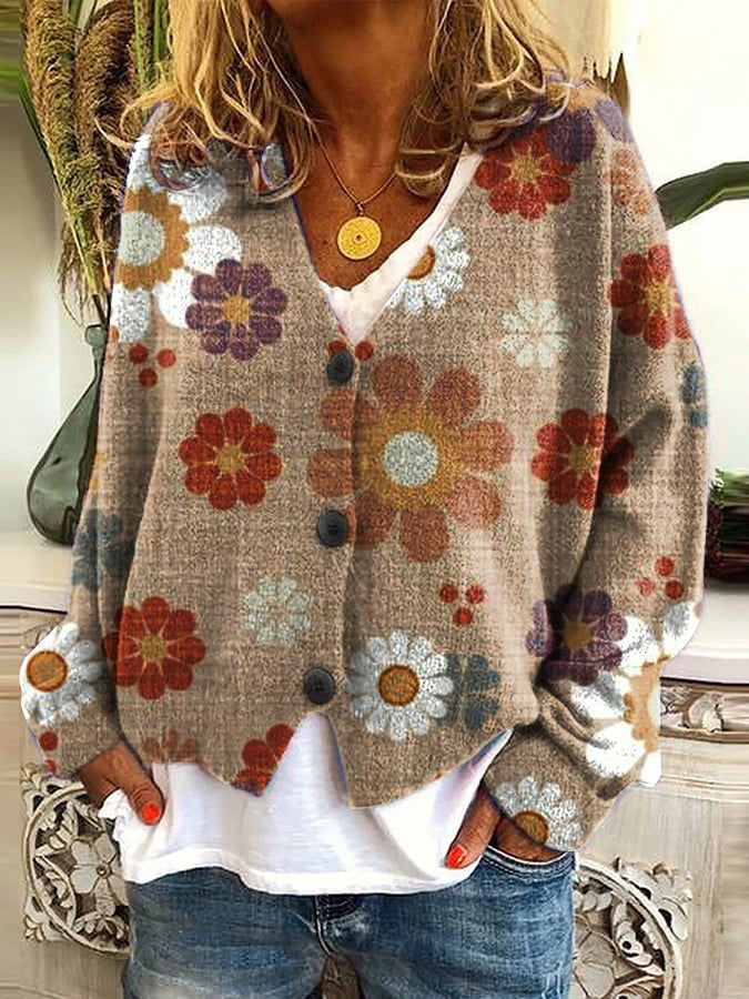 Echoarchiv | Trendige & Stilvolle Strickjacke Mit Knöpfen