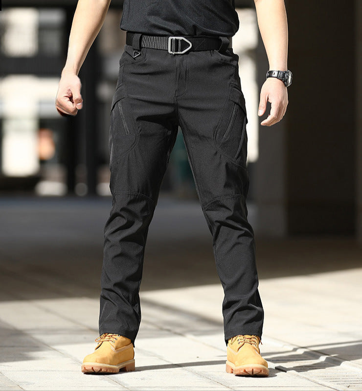 Herren Cargo-Hose mit verstellbarem Bund und tiefen Seitentaschen Echoarchiv