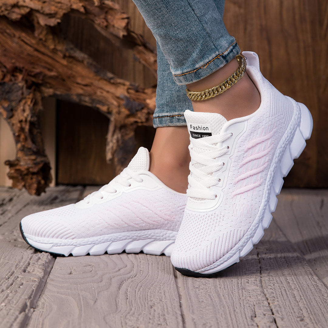 Damen nan gestrickter Schlupf-Sneaker mit elastischem Schaft, Zier-Schnürung und segmentierter Dämpfungssohle Echo Archiv