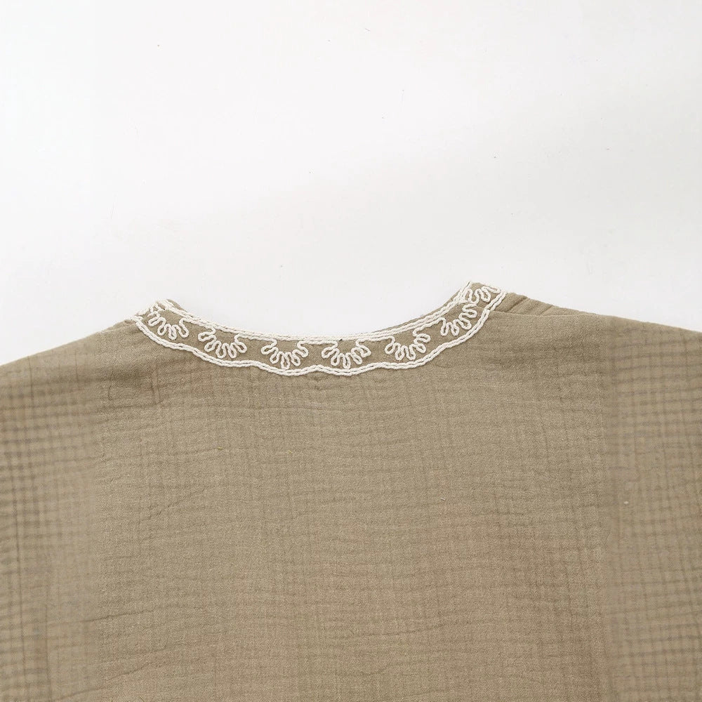 Damen Ärmellose Leinenweste mit floraler Reliefstickerei und offener Front Echoarchiv