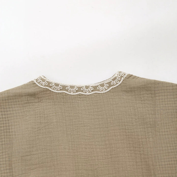 Damen Ärmellose Leinenweste mit floraler Reliefstickerei und offener Front Echoarchiv
