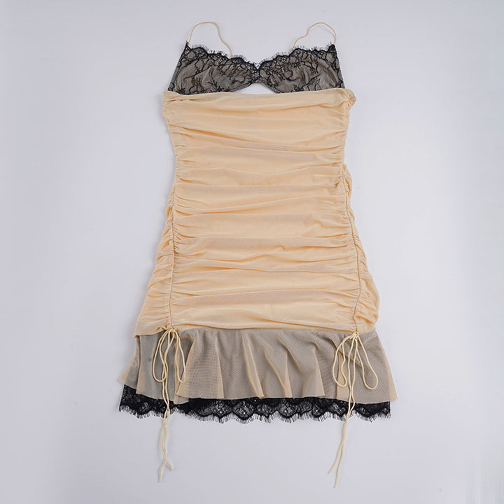 Damen Raffiniertes Wickelkleid mit Spitze und Rüschendetails Echo Archiv