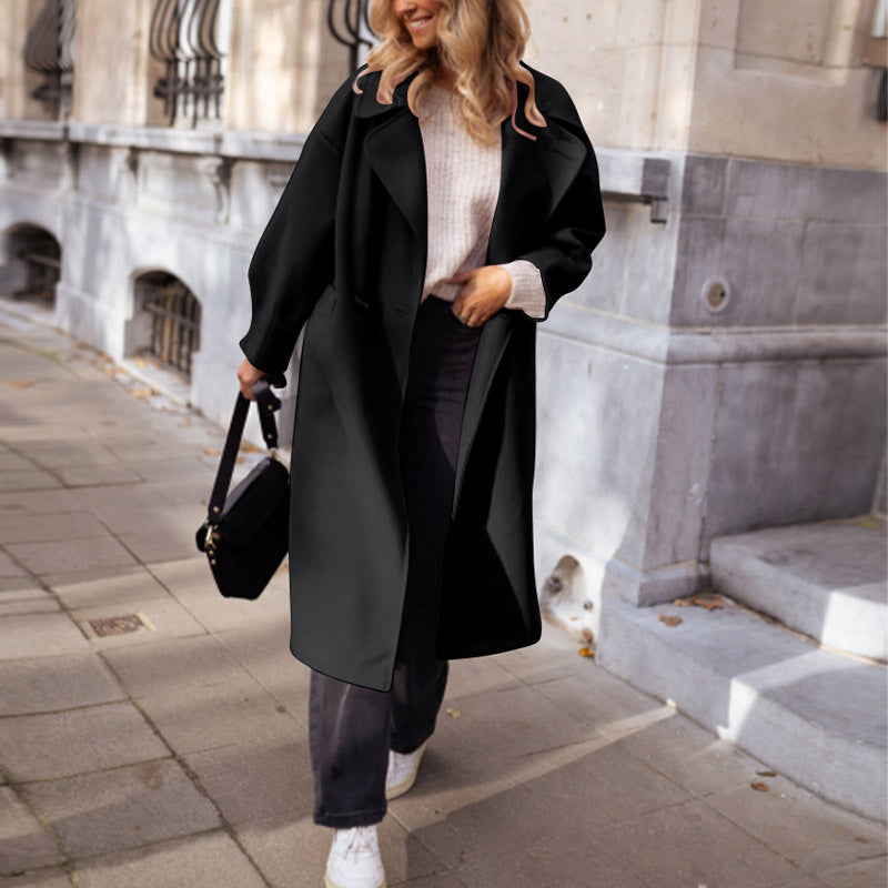 Damen Oversize-Mantel mit weitem Revers, überschnittener Schulter und verdeckter Knopfleiste – Montévia
