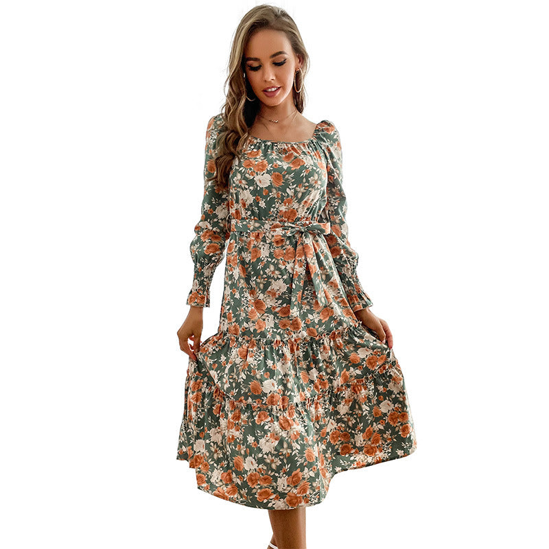 Damen Blumenkleid mit Tendervollfalten und runder Ausschnitt Echo Archiv