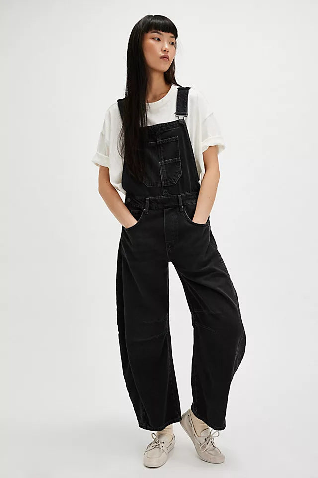 Damen lässige Denim-Latzhose im Echoarchivrnen Schnitt mit verstellbaren Trägern Echoarchiv
