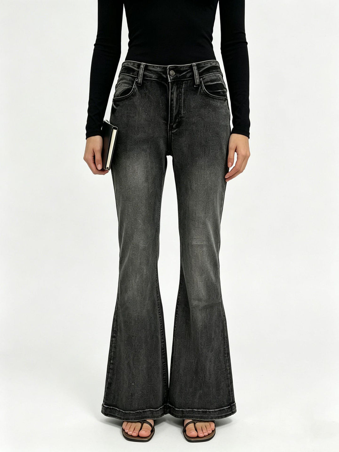 Damen nan High-Waist Flared-Jeans mit taillierendem Bund und weitem Schlag Echo Archiv