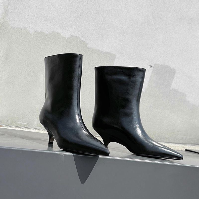 Damen spitz zulaufende Stiefelette mit sculpted Kitten-Absatz und mid-calf Schaft Echo Archiv