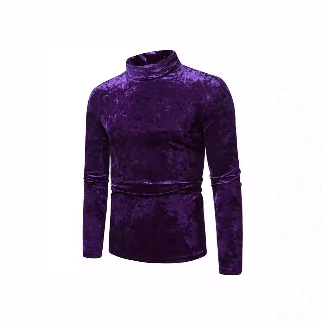 Herren Eleganter Rollkragenpullover aus weichem Samtstoff Echoarchiv