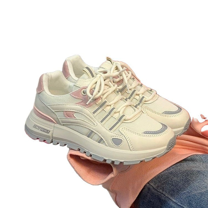 Damen Retro‑Laufstil Plateau‑Sneaker mit robuster Traktionssohle und atmungsaktivem Mesh – Névara