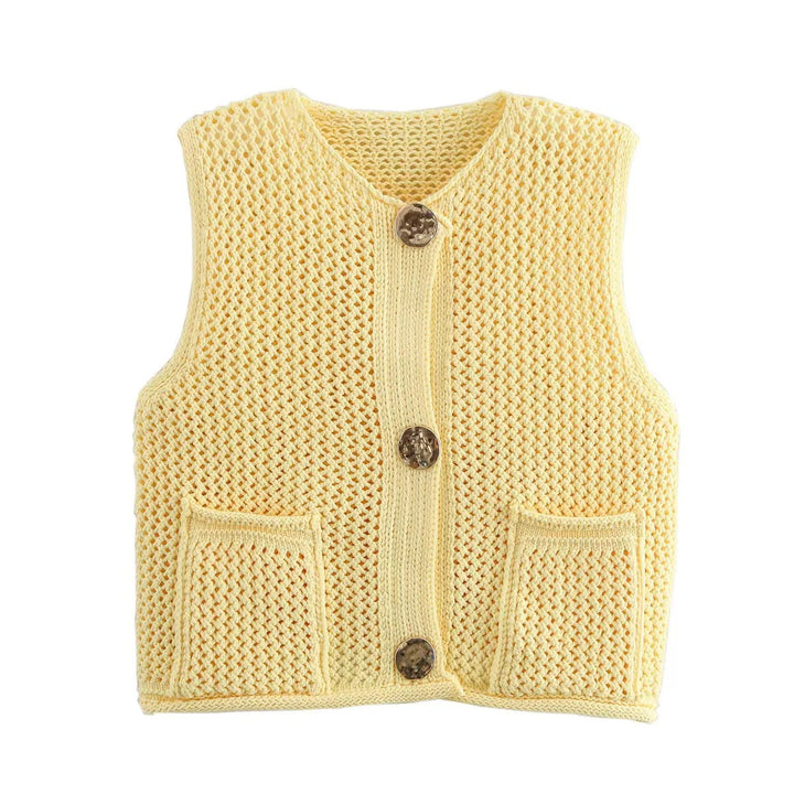 Damen gehäkelte Strickweste mit großen Zierknöpfen und Aufsatztaschen – Veloura