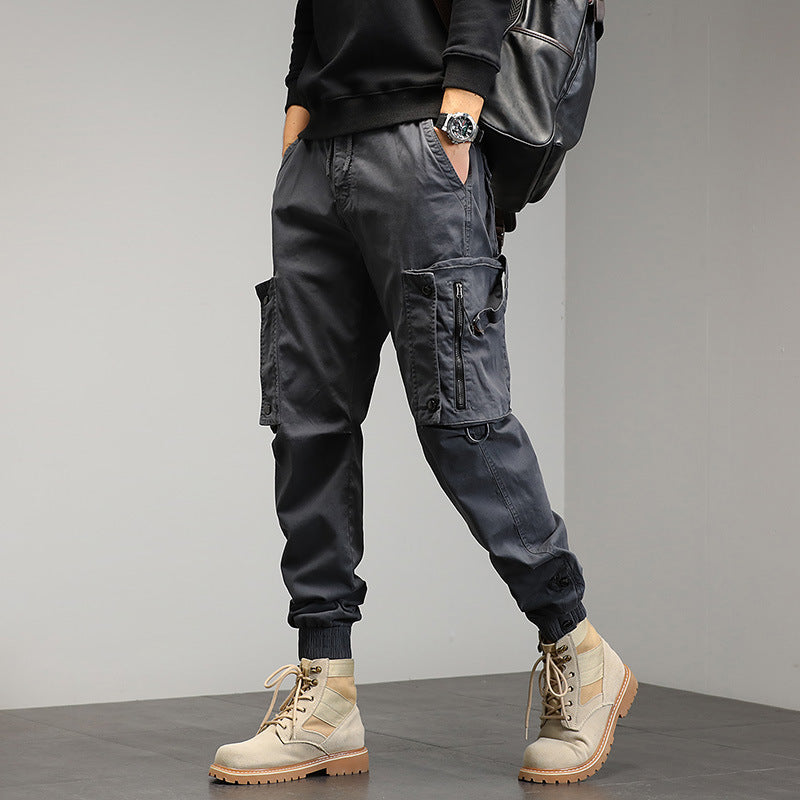 Herren Cargohose mit stylischen Reißverschlusstaschen und elastischem Bund Echoarchiv