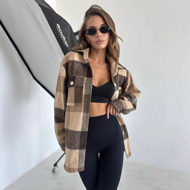Damen Karierter Overshirt im Shacket-Stil mit Saumtaschen und Knopfverschluss Echoarchiv