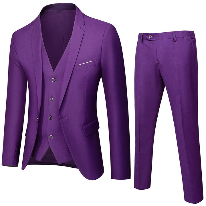Herren nan dreiteiliges Business-Anzugset mit tailliertem Einreiher-Sakko, schmal geschnittener Weste und elegant geschnittener Anzughose Echo Archiv