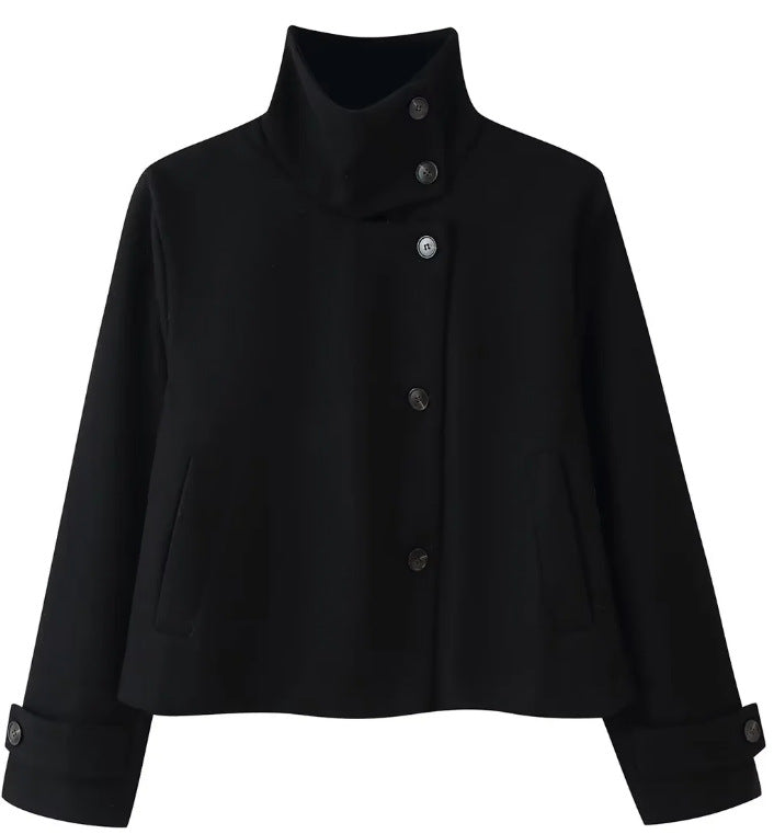 Damen Kurzjacke im Boxy‑Cut mit hohem Stehkragen und Hornknöpfen Echo Archiv