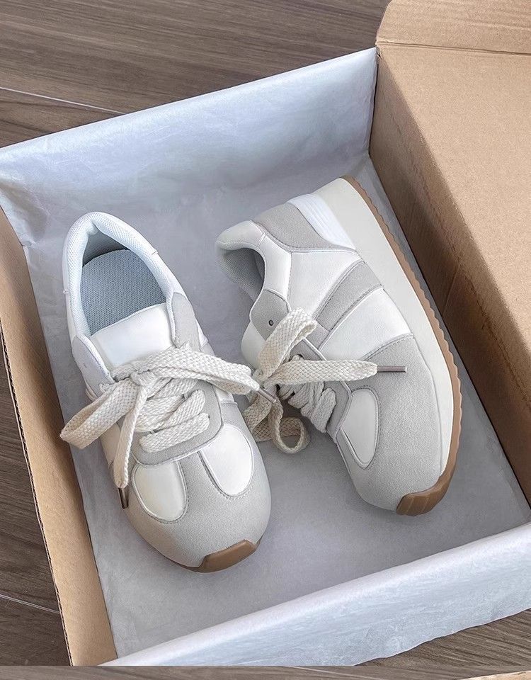 Damen Sportliche Sneaker mit bequemer Dämpfung und atmungsaktiver Oberflächenstruktur Echo Archiv