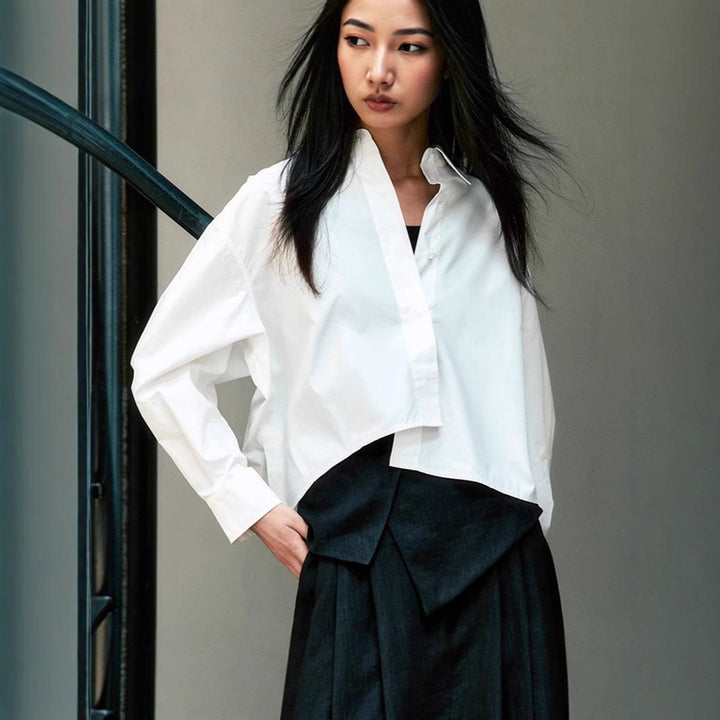 Damen Asymmetrische Cropped-Bluse aus Baumwoll-Popeline im Oversize-Schnitt Echoarchiv