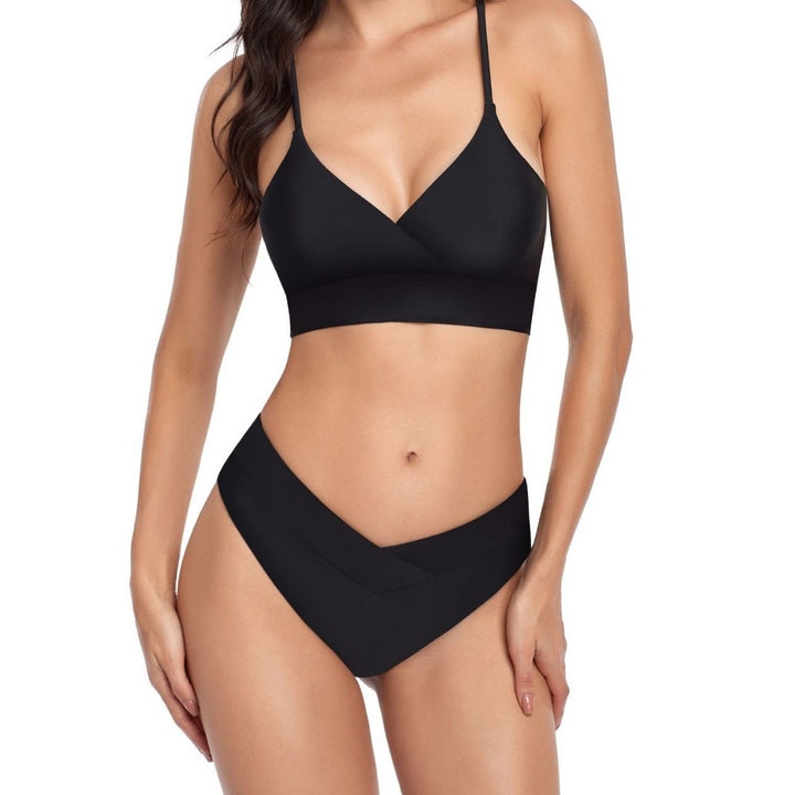 Damen Bikini-Set mit stilvollem Wickeloberteil und hoch geschnittenem Unterteil Echo Archiv