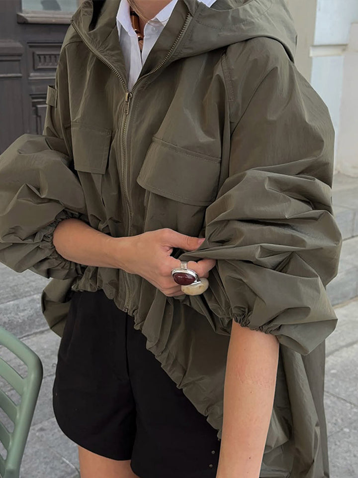 Damen Oversize-Utility-Kapuzenjacke mit Tunnelzug, Pattentaschen und elastischen Bündchen Echoarchiv