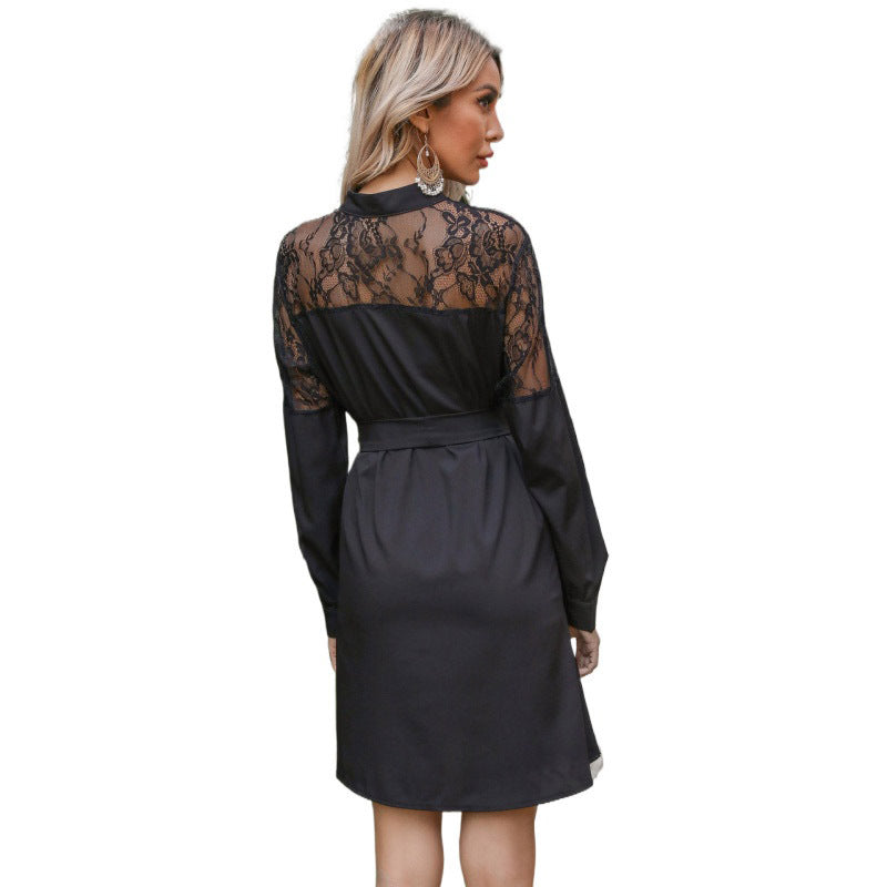 Damen Elegantes Hemdkleid mit Spitzenärmeln Echo Archiv