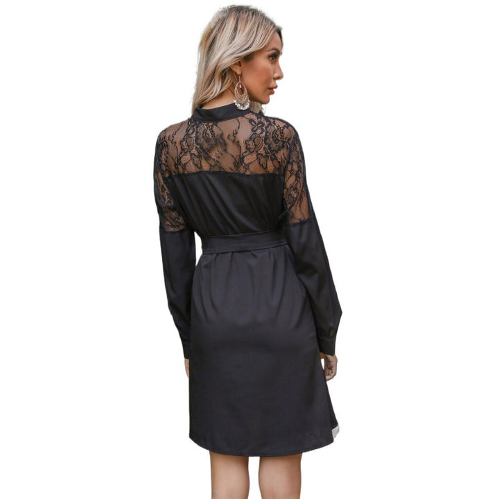 Damen Elegantes Hemdkleid mit Spitzenärmeln Echo Archiv
