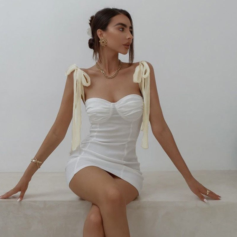 Damen Figurbetontes Minikleid mit trägerloser Bustier-Optik und charmanten Schleifen Echo Archiv