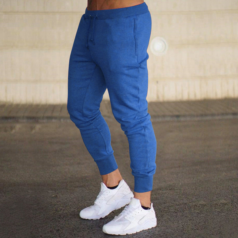 Herren Sportliche Jogginghose mit modernem Schnitt und praktischen Taschen Echoarchiv