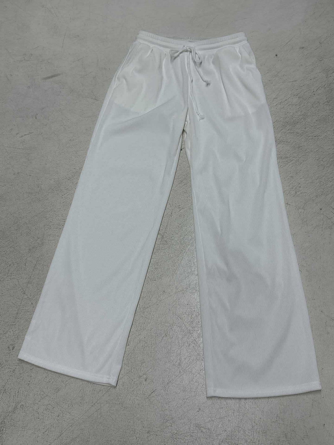 Damen Flared-Loungehose mit elastischem Bund und Bindebändern Echo Archiv