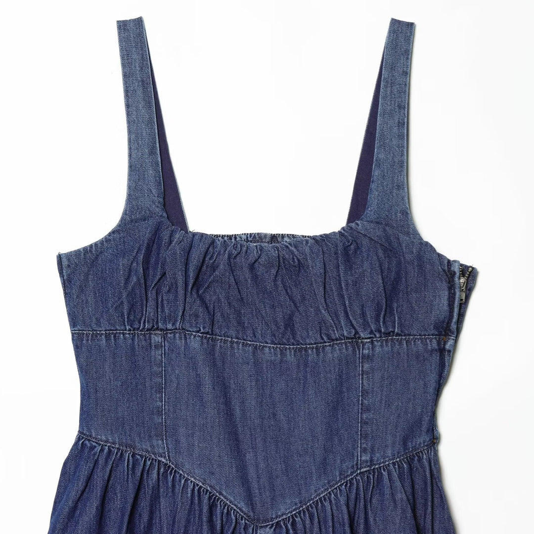 Damen Denim Maxikleid mit schwingendem Rock und verstellbaren Trägern Echo Archiv