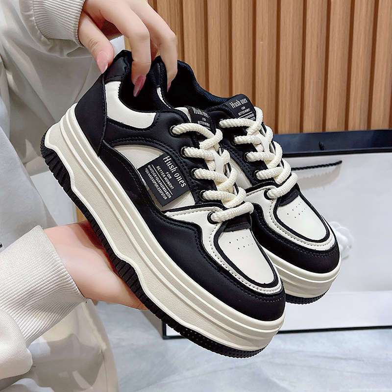 Damen Sneakers im sportlich-eleganten Design mit hoher Sohle Echo Archiv