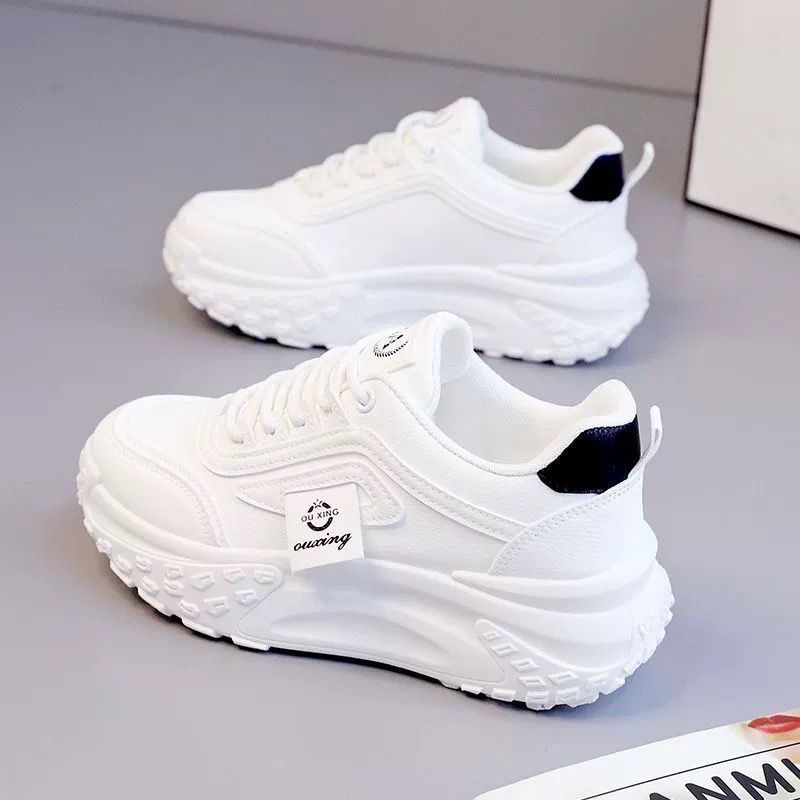 Damen Sportliche Sneakers mit dynamischer Sohle und modernem Design Echo Archiv
