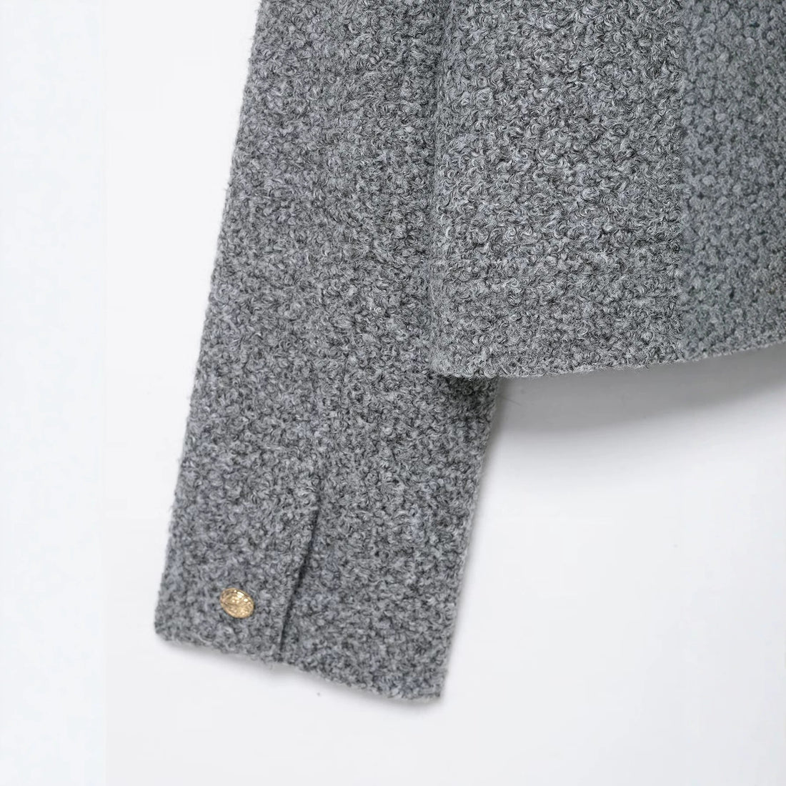 Damen Bouclé Cropped Jacke mit Goldknöpfen und aufgesetzten Pattentaschen Echoarchiv